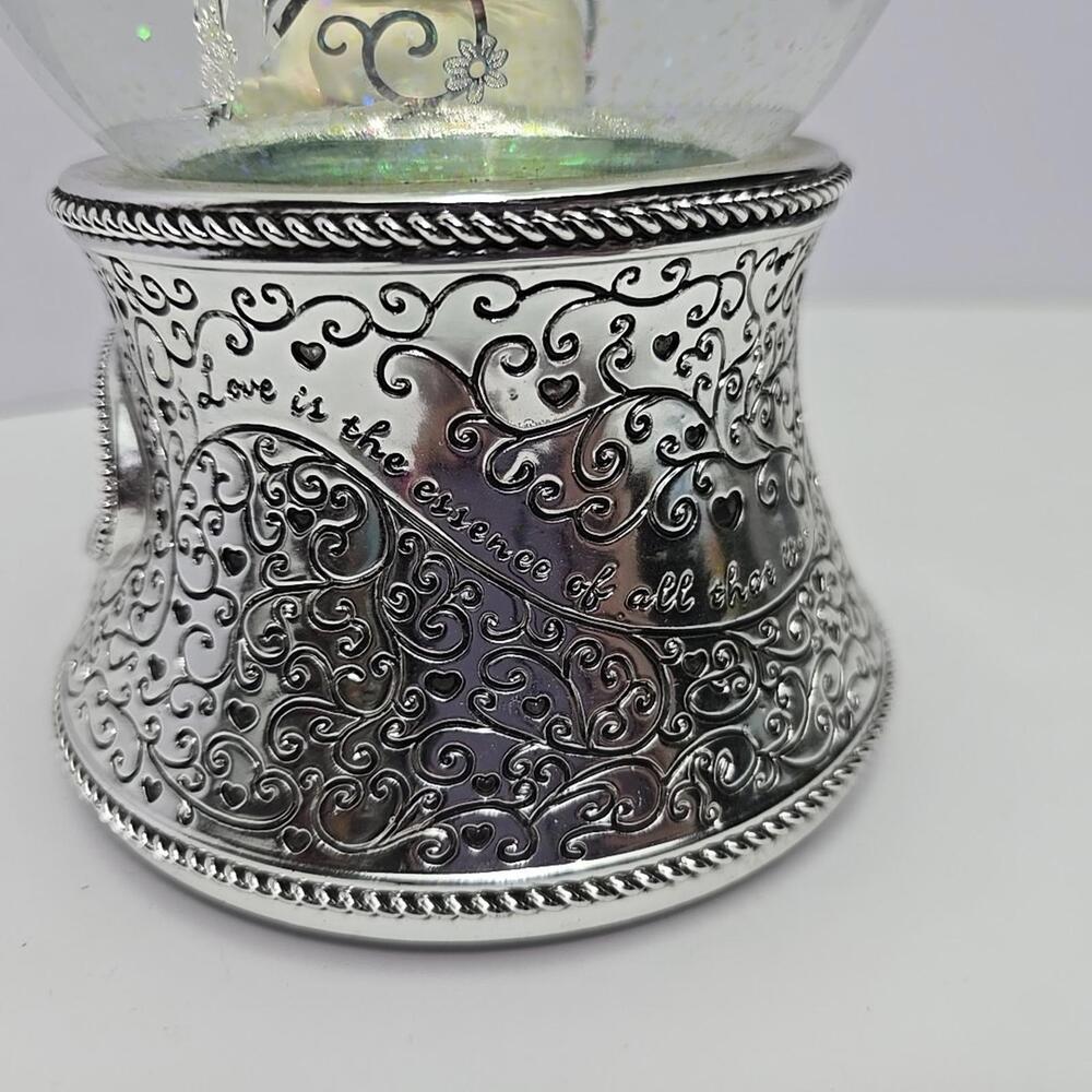 THINGS REMEMBERED Religious Made with Love Cherub Musical Snow Globe, Plavs Pach - Picture 4 of 14